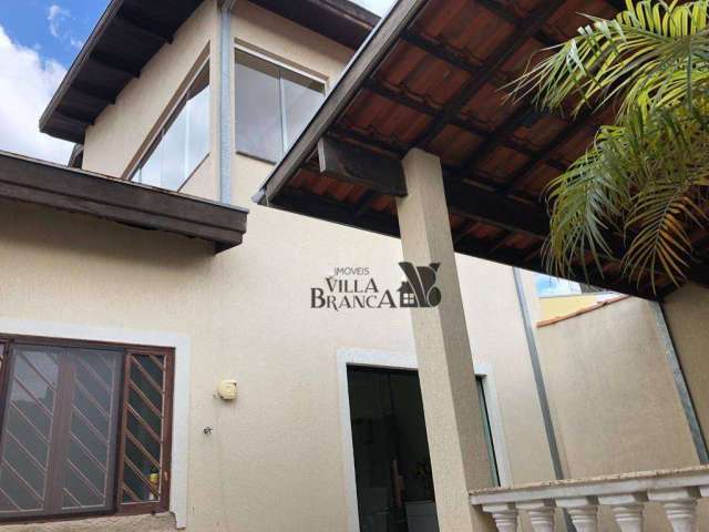 Sobrado com 4 dormitórios à venda, 131 m² por R$ 750.000 - Villa Branca - Jacareí/SP