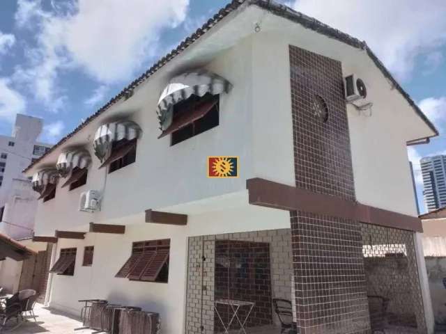 Casa Para Vender com 03 quartos 01 suíte no bairro Manaíra em João Pessoa