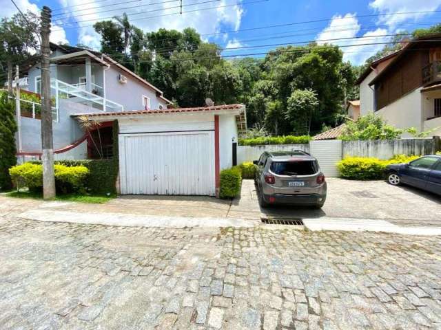 Casa com 3 dormitórios à venda, 160 m² por R$ 1.300.000,00 - Clube de Campo - Mairiporã/SP