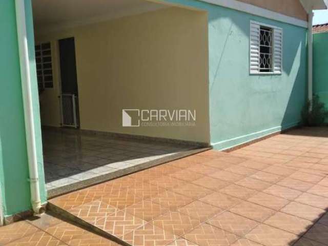 Casa para Venda em Ribeirão Preto, Vila Tibério, 2 dormitórios, 1 banheiro, 3 vagas