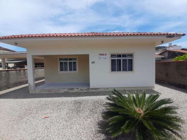 Casa para Venda em Governador Celso Ramos, Fazenda da Armação, 2 dormitórios, 1 banheiro, 1 vaga