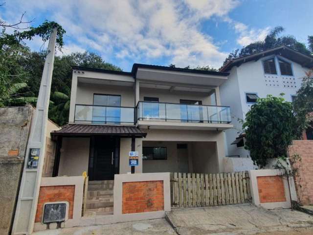 Casa com 4 quartos à venda na Estrada Rozália Paulina Ferreira, 4732, Pântano do Sul, Florianópolis, 250 m2 por R$ 1.200.000