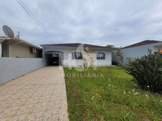 Casa com 4 quartos à venda na Rua Valdemiro Júlio Gonçalves, 127, Carianos, Florianópolis, 168 m2 por R$ 900.000
