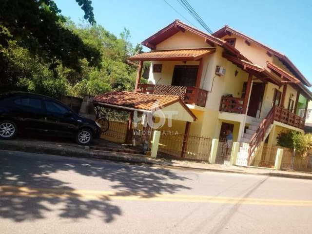 Casa com 6 quartos à venda na Rua Pau de Canela, 525, Rio Tavares, Florianópolis, 300 m2 por R$ 920.000