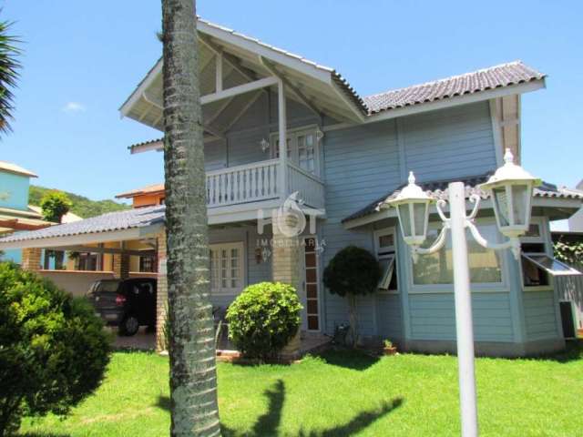 Casa com 3 quartos à venda na Servidão do Lampião, 182, Campeche, Florianópolis, 450 m2 por R$ 1.500.000