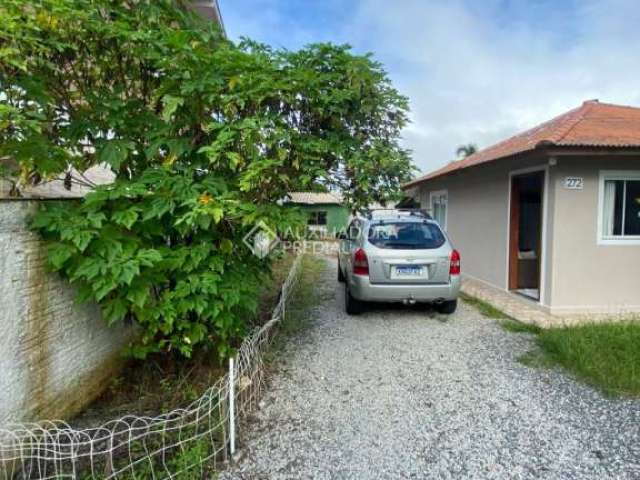 Casa com 2 quartos à venda na Servidão João Basílio da Cunha, 272, Ribeirão da Ilha, Florianópolis, 70 m2 por R$ 585.000