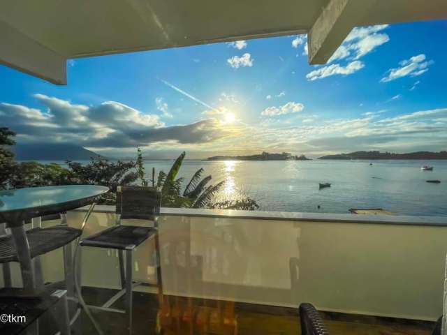 Casa com 3 quartos para alugar no Ribeirão da Ilha, Florianópolis  por R$ 8.000