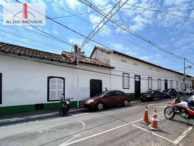 Casa à venda no bairro Centro - Santana de Parnaíba/SP
