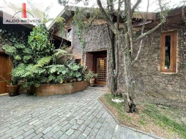 Casa à venda no bairro Chácara Santa Lúcia dos Ypes - Carapicuíba/SP