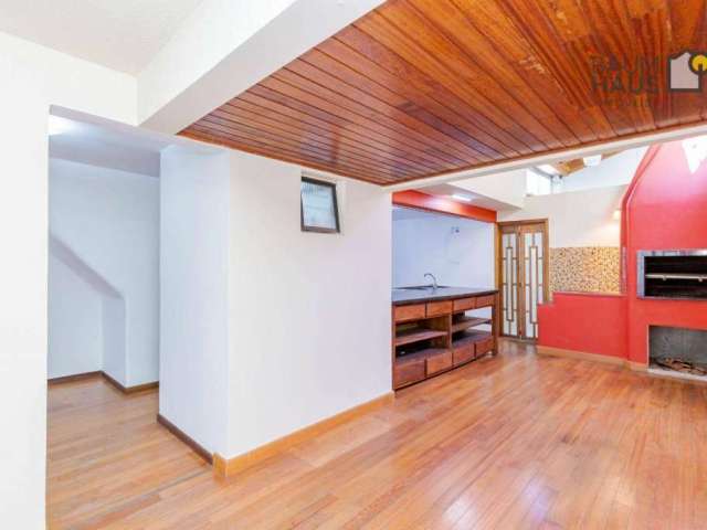 Sobrado com 3 dormitórios à venda, 140 m² por R$ 670.000,00 - Jardim das Américas - Curitiba/PR