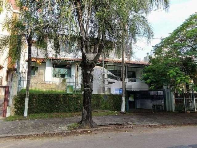 Casa com 3 quartos para alugar na Avenida Quito, 415, Jardim Lindóia, Porto Alegre por R$ 6.500