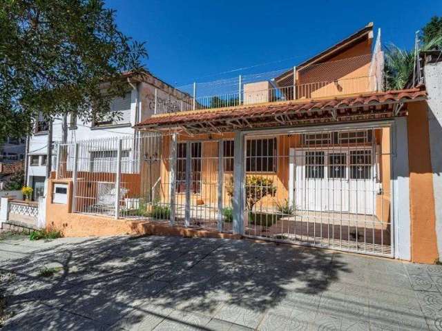 Casa com 4 quartos para alugar na Rua Umbú, 379, Passo da Areia, Porto Alegre por R$ 5.200