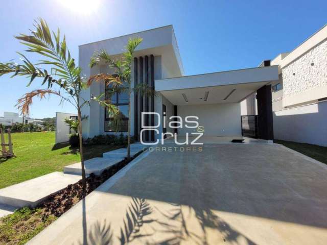 Casa com 3 dormitórios à venda, 183 m² por R$ 1.220.000,00 - Alphaville - Rio das Ostras/RJ