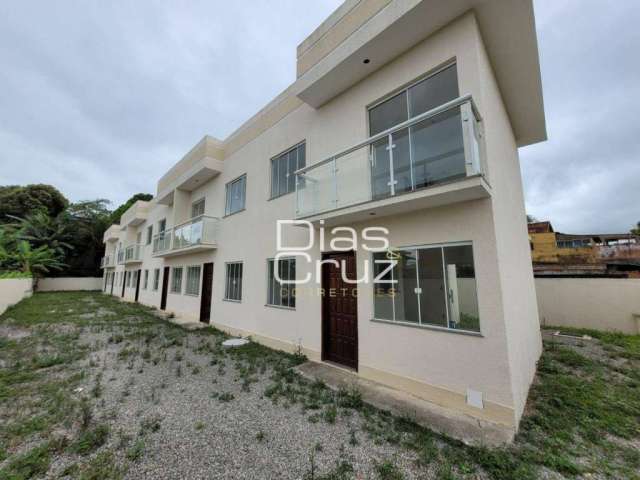 Casa com 2 dormitórios à venda, 75 m² por R$ 150.000,00 - Extensão Serramar - Rio das Ostras/RJ