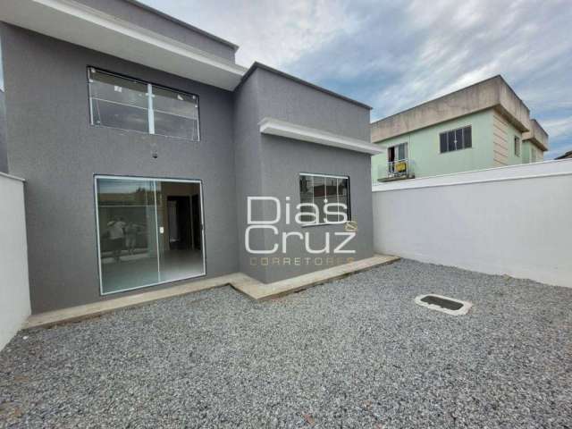 Casa com 2 dormitórios à venda, 65 m² por R$ 250.000,00 - Extensão Serramar - Rio das Ostras/RJ
