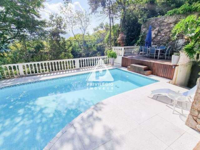 Casa triplex à venda! 6 quartos, 3 vagas, piscina, vista Cristo - Gávea - Rio de Janeiro