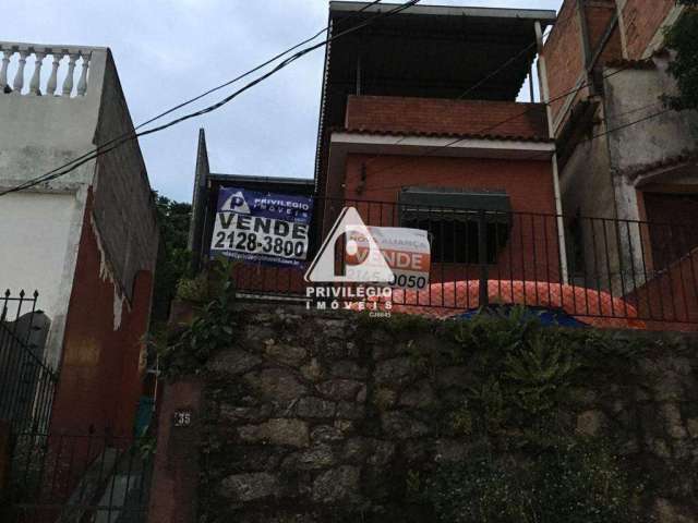 Casa de rua à venda, 2 quartos, Santa Teresa - RIO DE JANEIRO/RJ