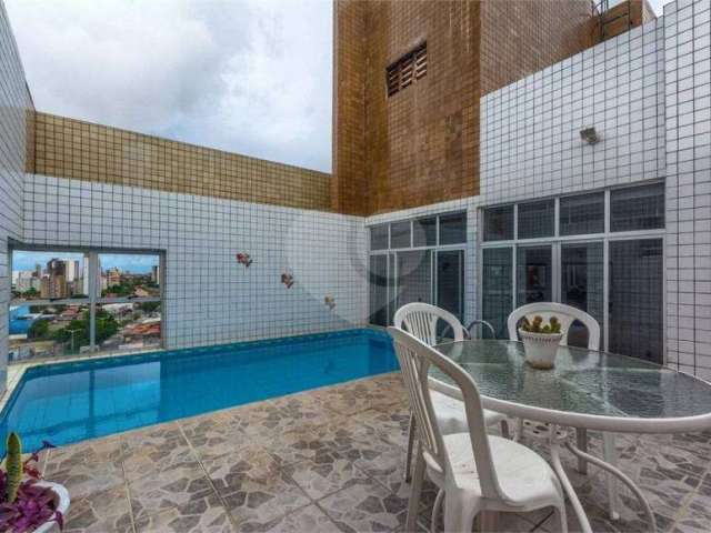 Cobertura para venda com 284 metros quadrados com 5 quartos em Papicu - Fortaleza - Ceará