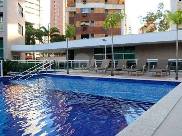 Apartamento para venda possui 245 metros quadrados com 4 quartos em Meireles - Fortaleza - Ceará