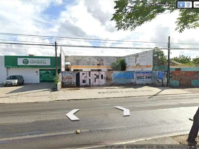 Terreno Comercial/ Residencial na Avenida Oliveira Paiva