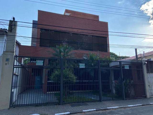 Galpão/Depósito/Armazém para aluguel e venda possui 700 metros quadrados