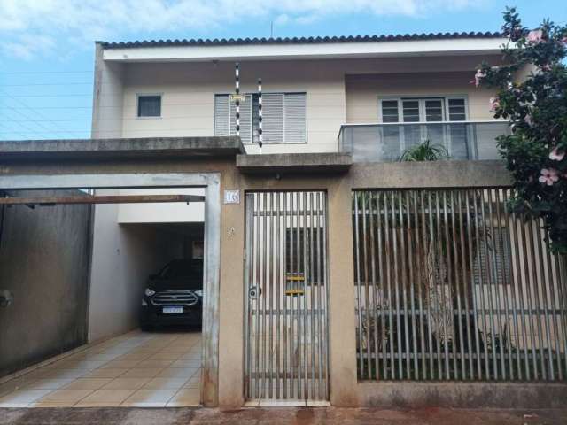 Casa com 2 quartos à venda na Rua David Faustino de Souza, 16, Parque Tarumã, Maringá por R$ 650.000
