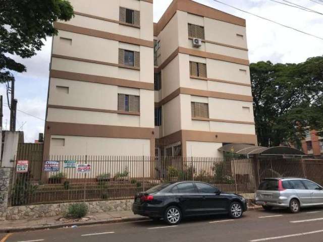 Apartamento com 2 quartos para alugar na R. PROF ITAMAR ORLANDO SOARES, 487, Zona 07, Maringá, 90 m2 por R$ 1.300