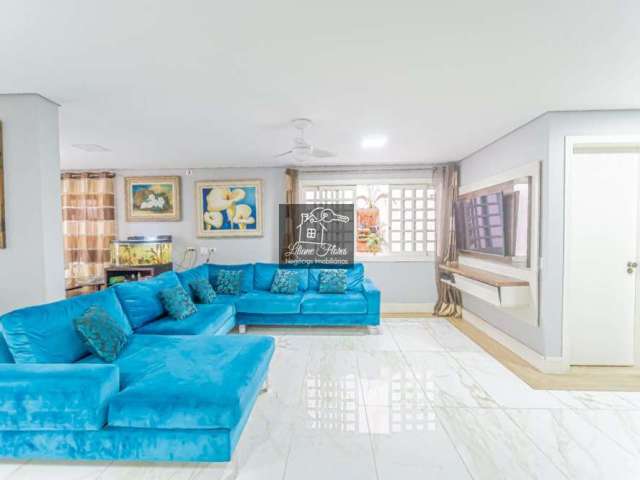 Casa com 4 quartos à venda, 650 m² por R$ 2.120.000,00