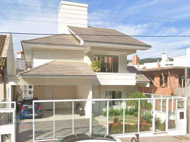 Casa com 3 dormitórios à venda, 260 m² por R$ 2.290.000,00 - Córrego Grande - Florianópolis/SC