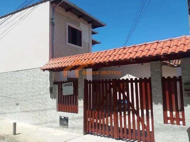 Casa para Venda em Palhoça, Caminho Novo, 5 dormitórios, 2 banheiros, 2 vagas