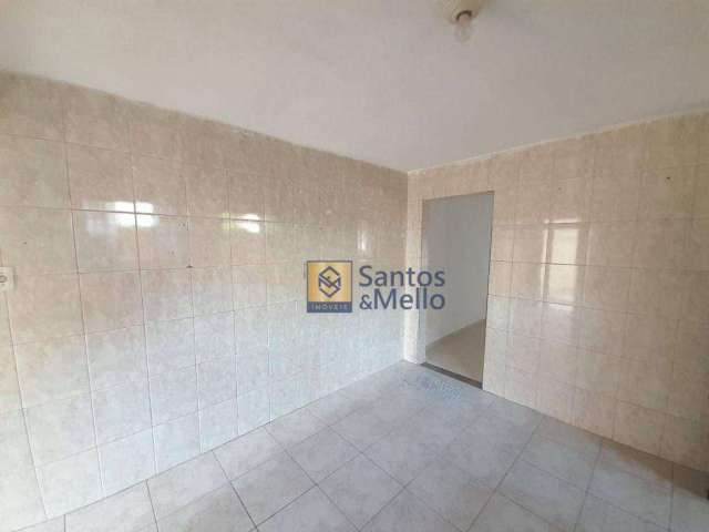 Casa com 1 dormitório para alugar, 195 m² por R$ 900,00/mês - Cidade São Jorge - Santo André/SP