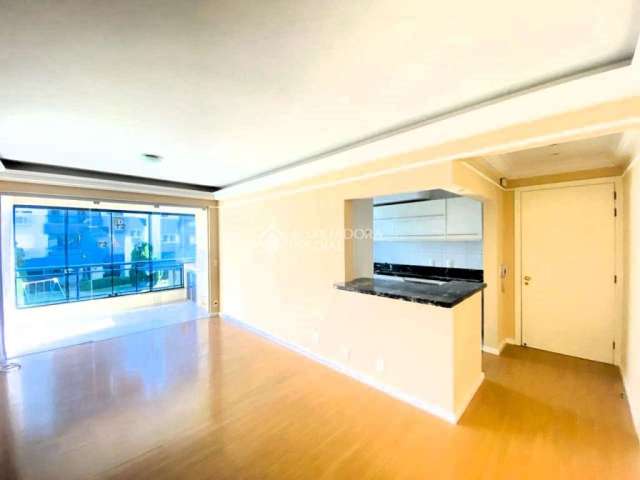 Apartamento com 3 quartos para alugar na Rua Joaquim Manuel de Macêdo, 33, Vila Rosa, Novo Hamburgo, 92 m2 por R$ 3.000
