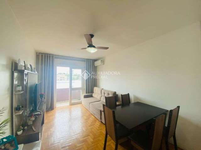 Apartamento com 2 quartos para alugar na Rua Marquês de Sapucaí, 101, Ideal, Novo Hamburgo, 58 m2 por R$ 1.300