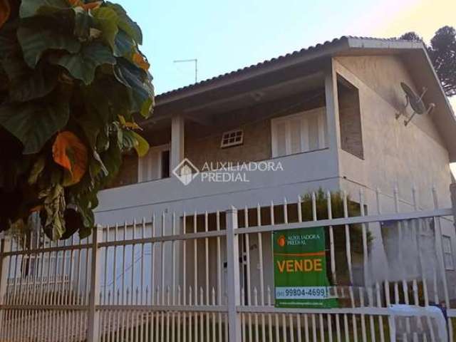 Casa em condomínio fechado com 3 quartos à venda na Rua dos Eucaliptos, 403, Montanha, Lajeado, 200 m2 por R$ 500.000