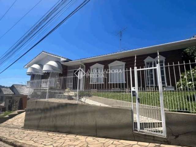 Casa com 4 quartos à venda na Rio Branco, 425, Oriental, Estrela, 294 m2 por R$ 1.350.000