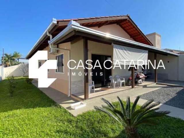 Casa com 3 quartos à venda no Gravata, Navegantes  por R$ 980.000