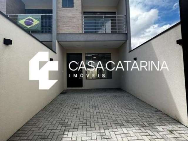Casa com 2 quartos à venda no Centro, Balneário Piçarras  por R$ 780.000