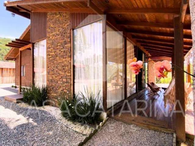 Casa com 3 quartos à venda no Santa Lídia, Penha  por R$ 1.200.000