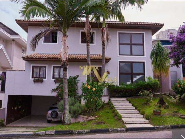 Sobrado com 3 dormitórios à venda, 260 m² por R$ 1.500.000,00 - Villa Branca - Jacareí/SP