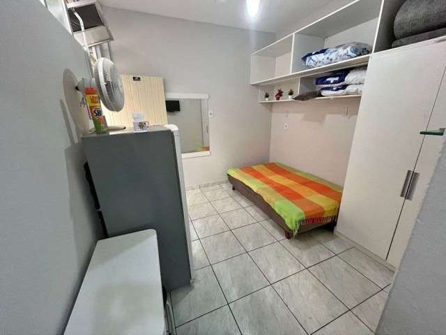 Apartamento com 1 quarto para alugar na Avenida Francisco Mendes, 80, Centro, Cabo Frio por R$ 1.600