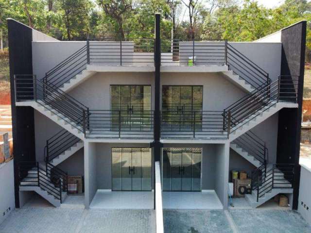 Casa com 2 quartos à venda no Vale das Orquídeas, Contagem , 82 m2 por R$ 385.000