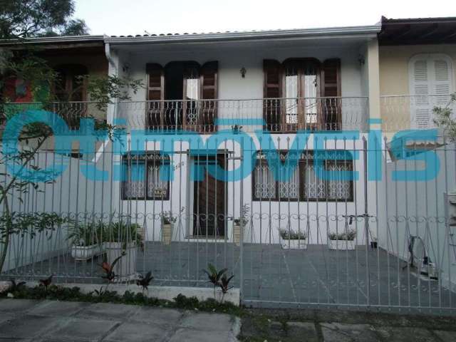 Casa com 3 quartos à venda na Rua Padre Germano Mayer, Hugo Lange, Curitiba por R$ 645.000