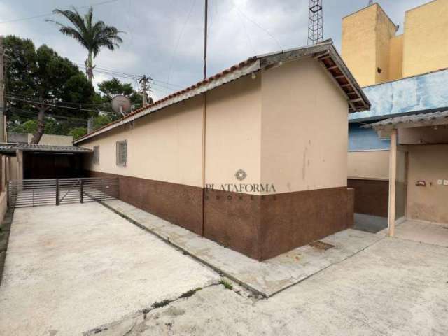 Casa com 2 quartos para alugar, 200m² por R$ 2.920/mês - Vila Vianelo - Jundiaí/SP