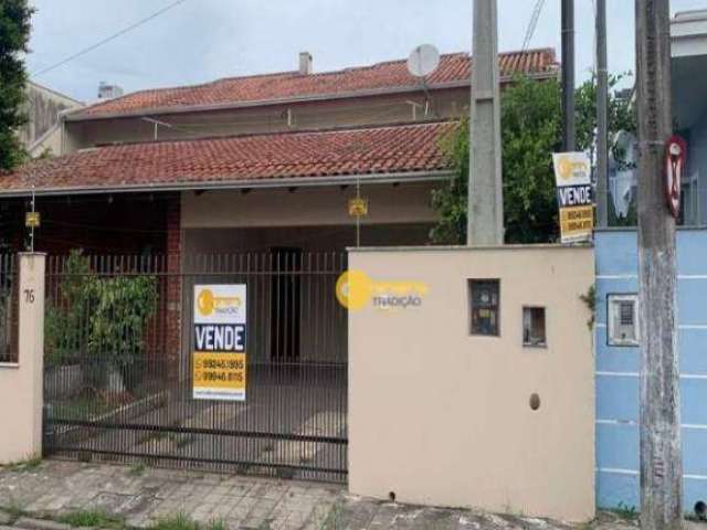 Casa com 3 dormitórios à venda, 169 m² por R$ 1.300.000,00 - Centro - Itajaí/SC
