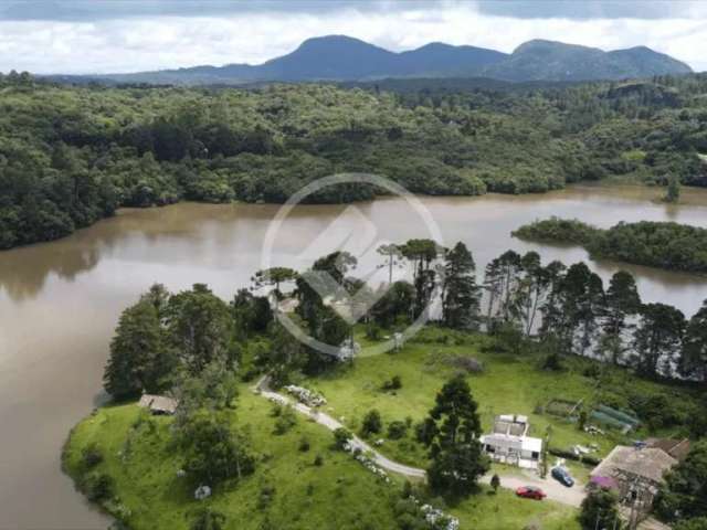 Maravilhosa chácara beira lago em Piraquara. codigo: 21842