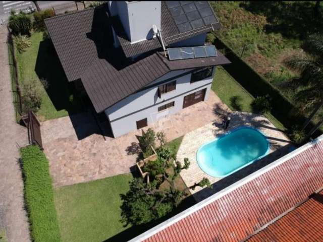 Casa com 4 quartos à venda na Bela Vista, Caxias do Sul , 407 m2 por R$ 2.100.000