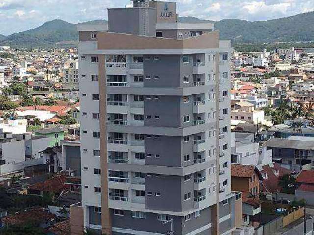 Apartamento com 2 suítes à venda, 88 m² por R$ 645.000 - Centro - Navegantes/SC