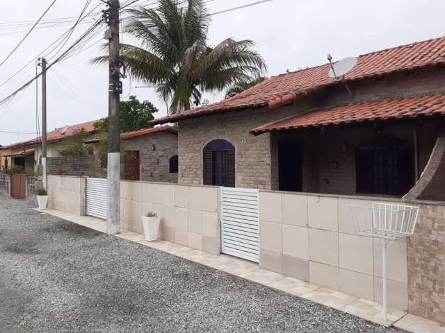 Casa - Em condomínio, para Venda em Araruama/RJ