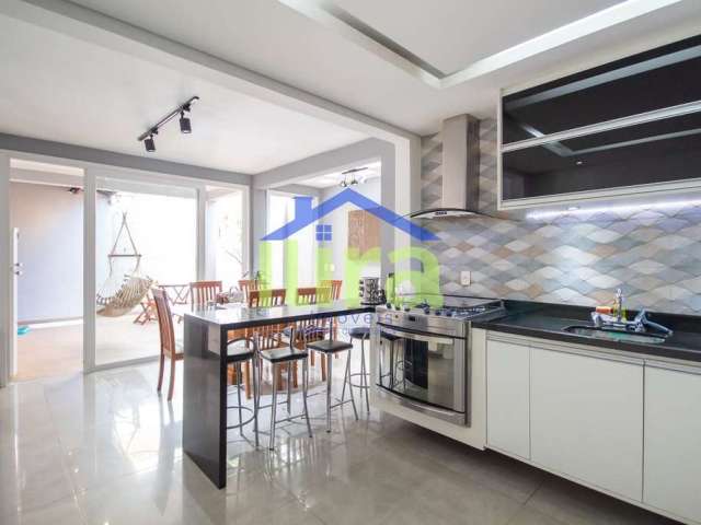 Casa à venda 3 Quartos, 1 Suite, Espaço gourmet, 3 Vagas, 174M², Umuarama, Osasco - SP