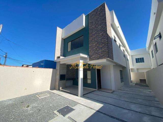 Belíssima casa duplex independente, próximo da praia de Costazul com 3 quartos à venda, 145 m² - Recreio - Rio das Ostras/RJ